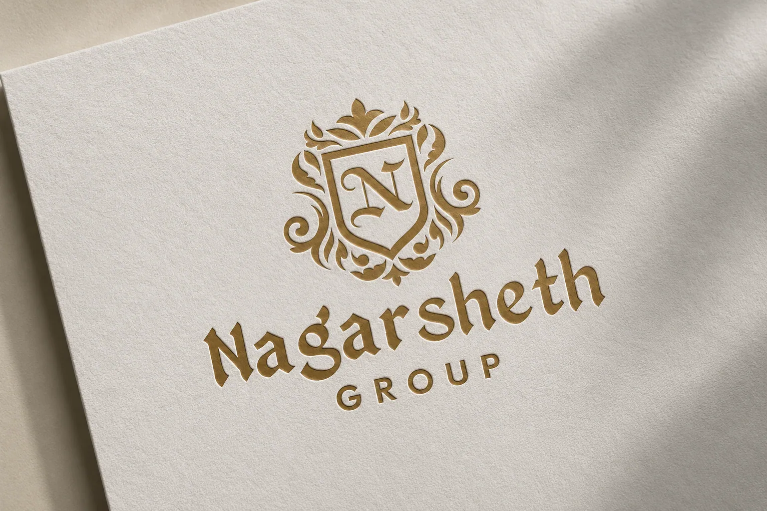 Logo & Crest